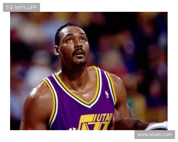 卡尔·马龙：从篮球传奇到社会贡献的多重身份与影响