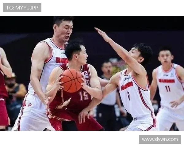 深圳网球队在世锦赛积分榜上以61分稳居第一名展现强劲实力