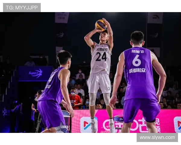 山东高速鏖战对手巅峰对决展现团队实力激发球迷热情燃动赛场