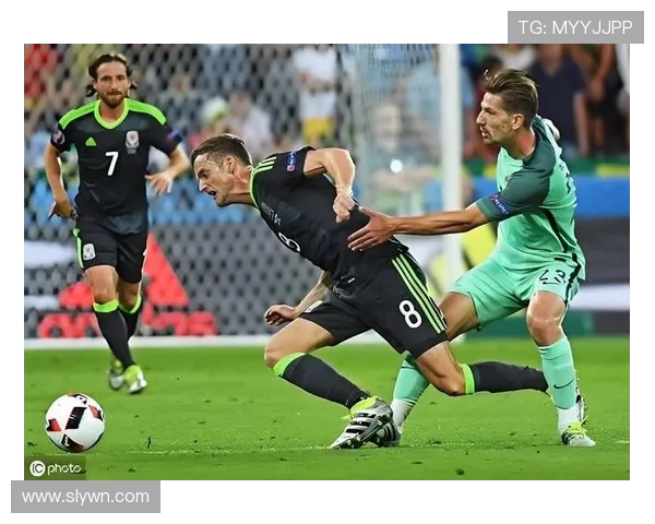 帕梅拉斯与巴西国际的精彩对决揭示足球战术与团队合作的魅力